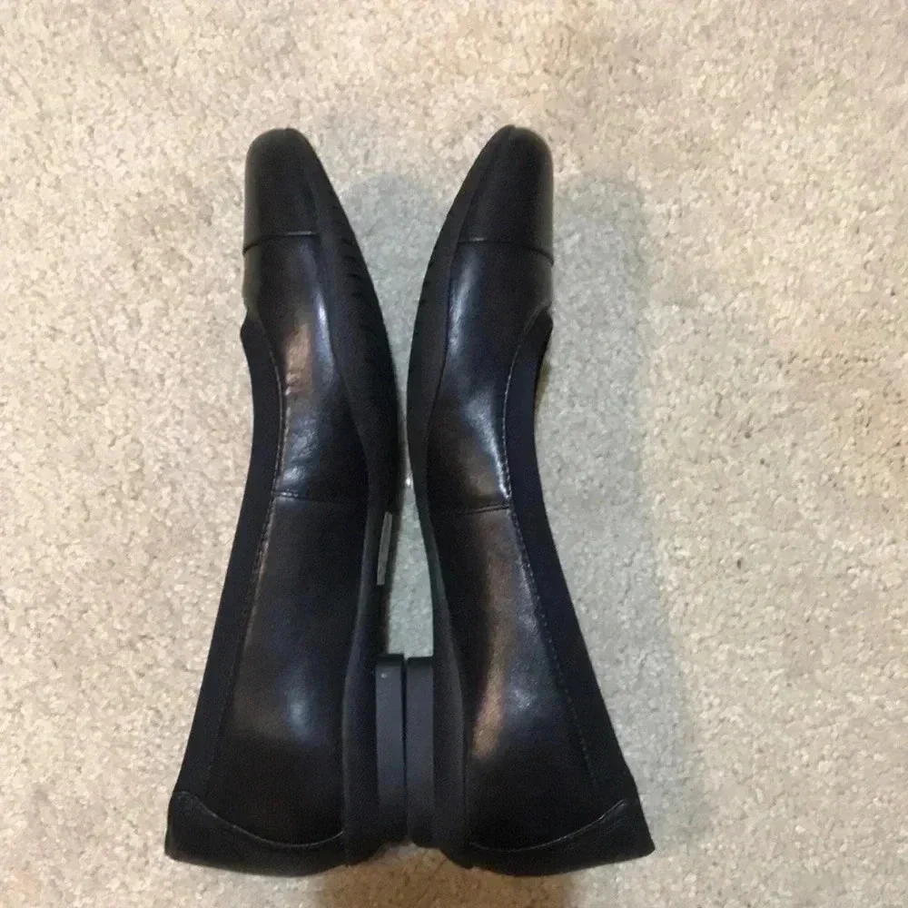 Clarks Black Leather Flat Slip On Shoes-Size 10N